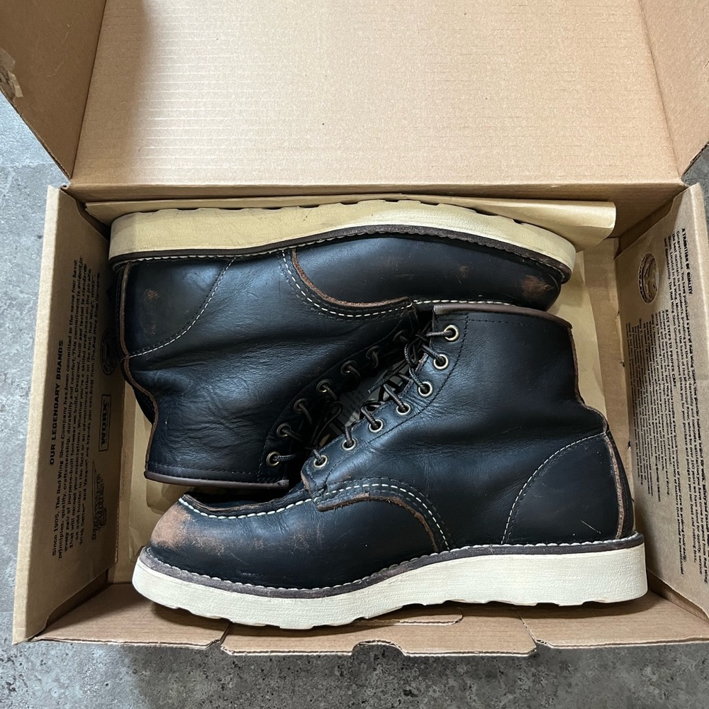 Red Wing Heritage Classic Moc 7.5D Men’s